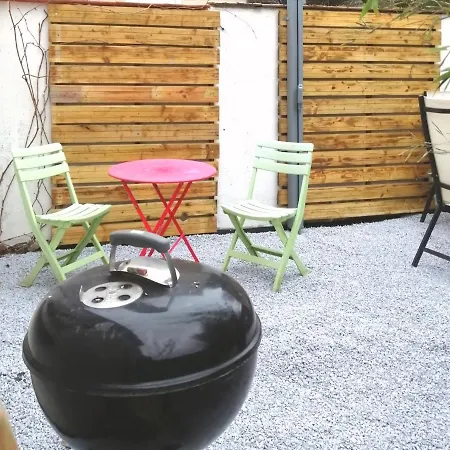 So Cosy - Rez-de-jardin Apartment Tours